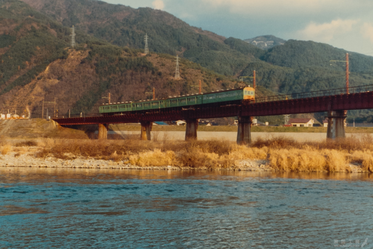 739M　クモハ73313