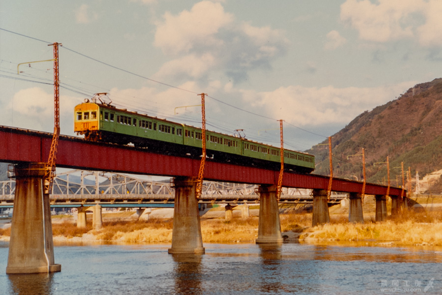 739M　クモハ73313