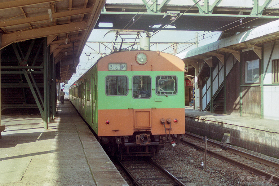 クモハ73009