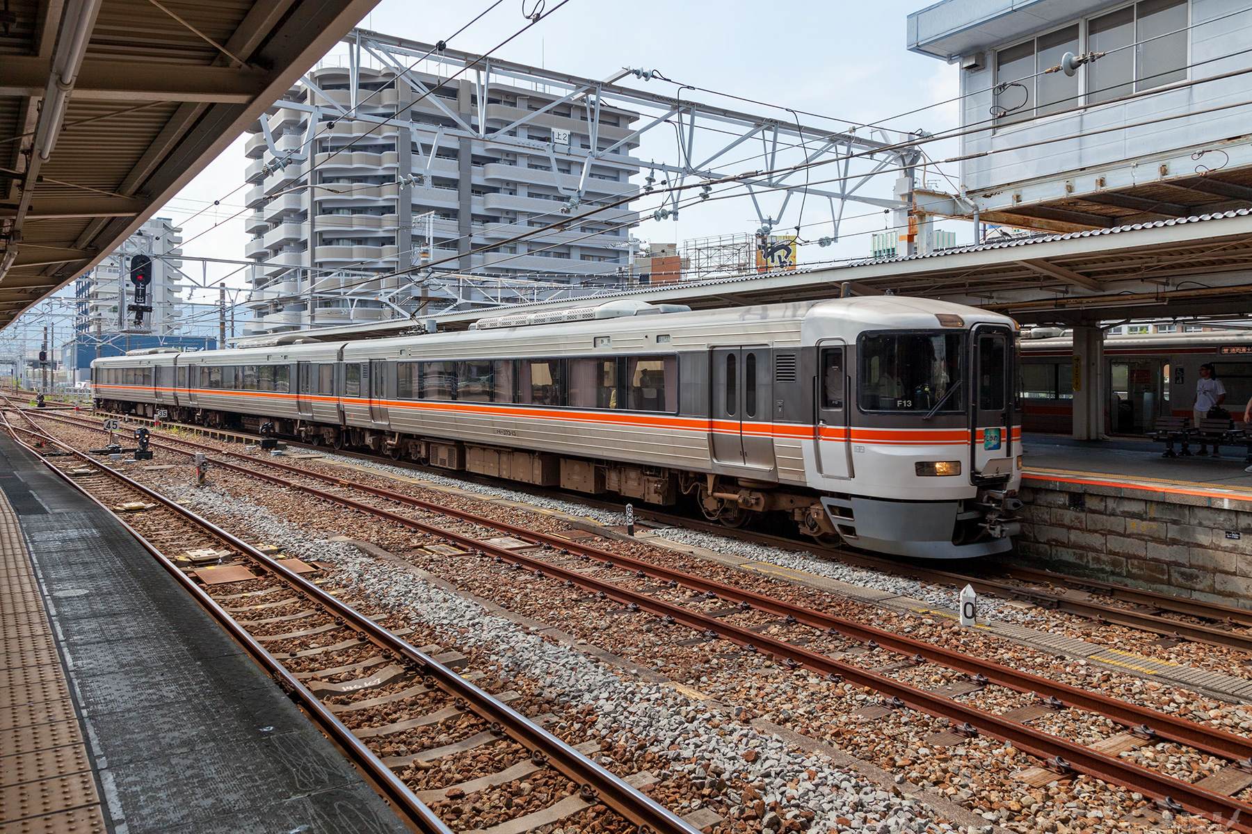 ワイドビューふじかわ８号