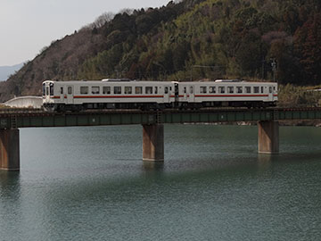 キハ11-109　+　キハ11-110