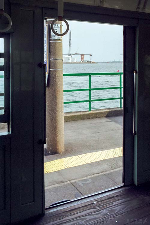 クモハ12053客室から