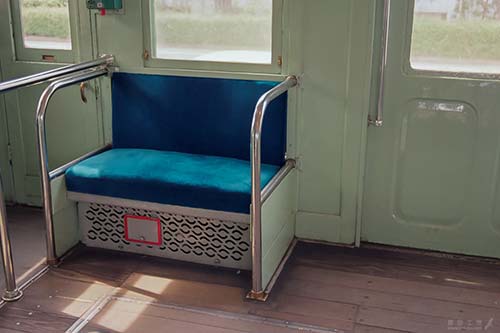 クモハ12053 シート